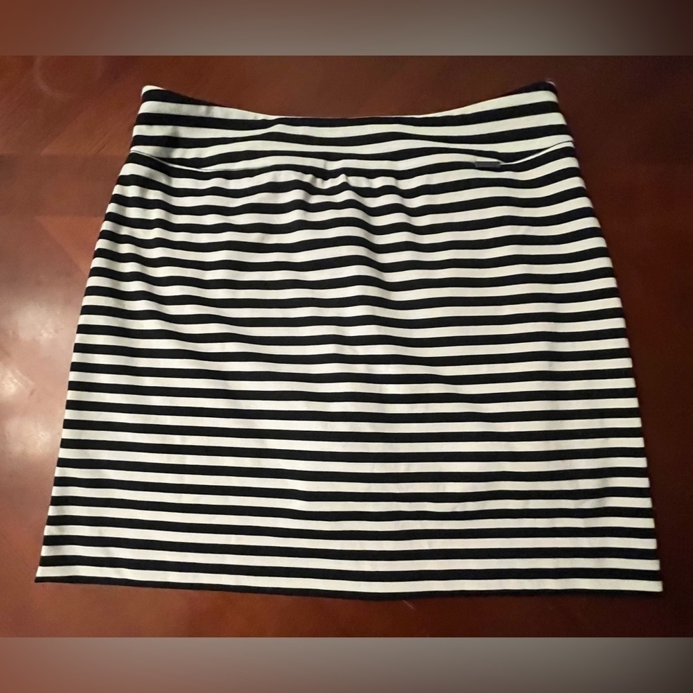 Laura Mini Skort Navy & White Striped Size 12 NWT